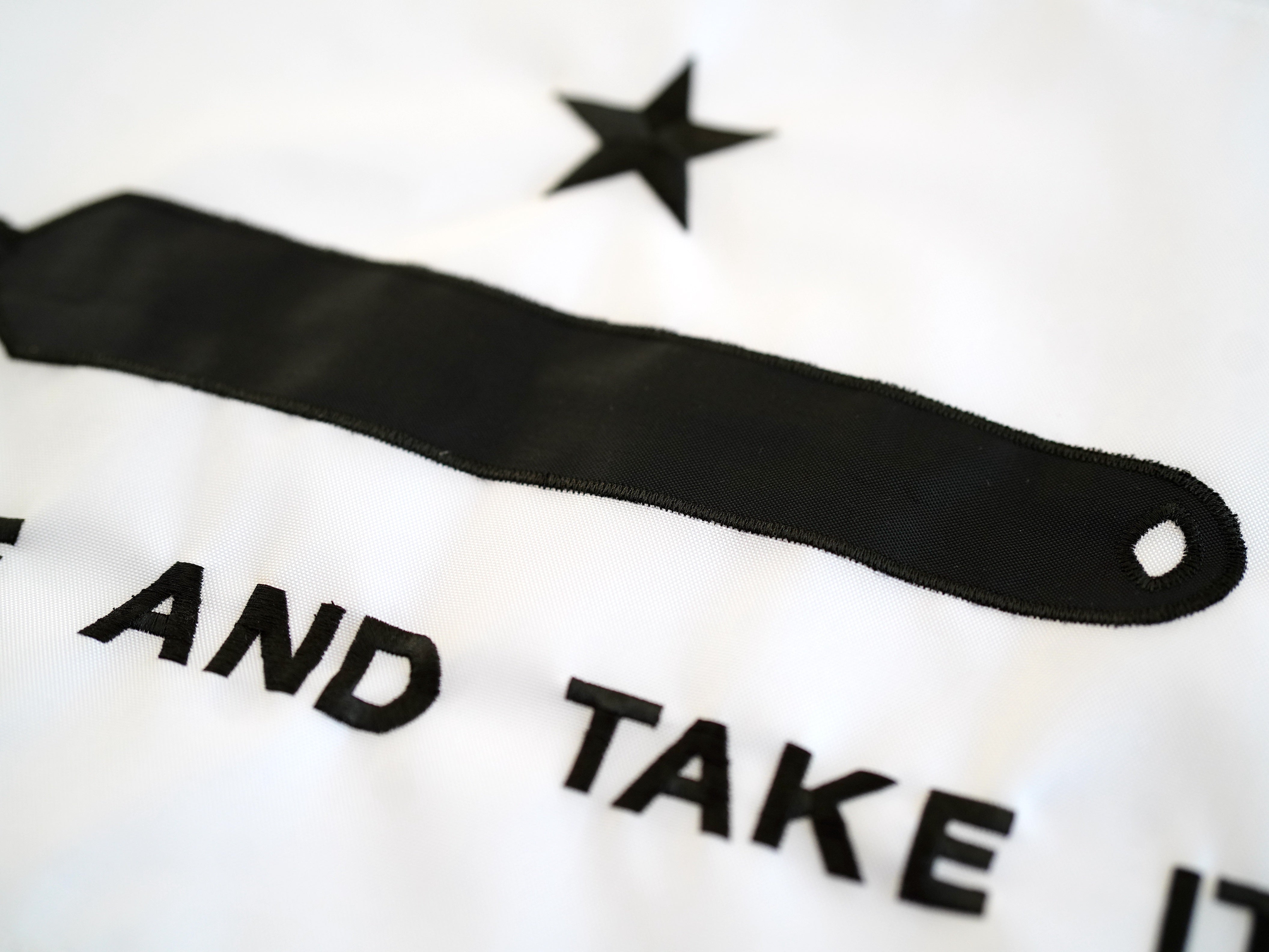 Come and Take It Flag 12" x 18"